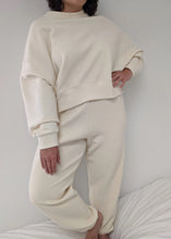 Load image into Gallery viewer, Rippled Cotton Cropped Sweatshirt
